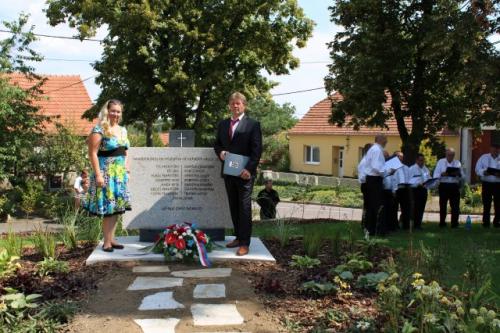 Odhalení pomníku padlým občanům obce v 1. světové válce a Sraz rodáků 18.8.2018