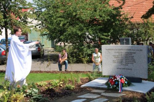 Odhalení pomníku padlým občanům obce v 1. světové válce a Sraz rodáků 18.8.2018
